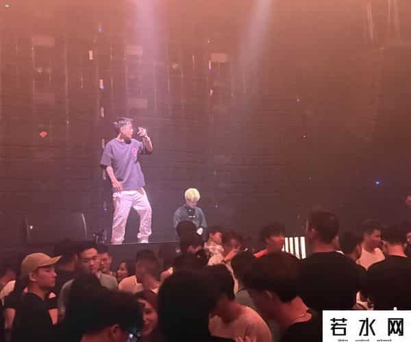 上海兰桂坊酒吧