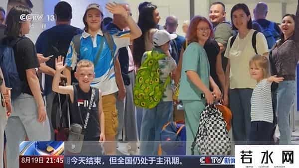 官方-外国人来华日均消费3459元