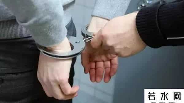 少妇作爱视频播放