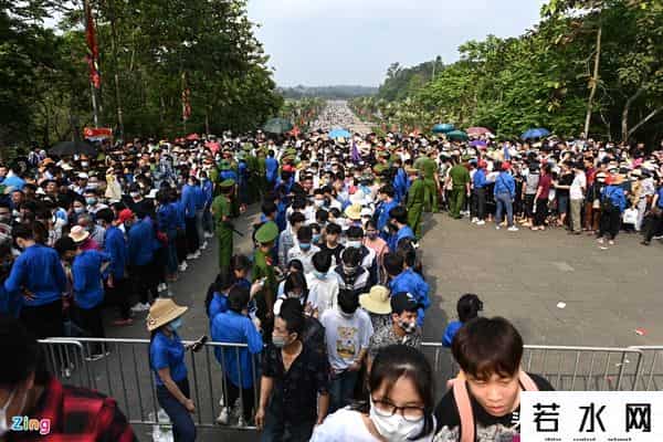 越南祭祖烧劳斯莱斯