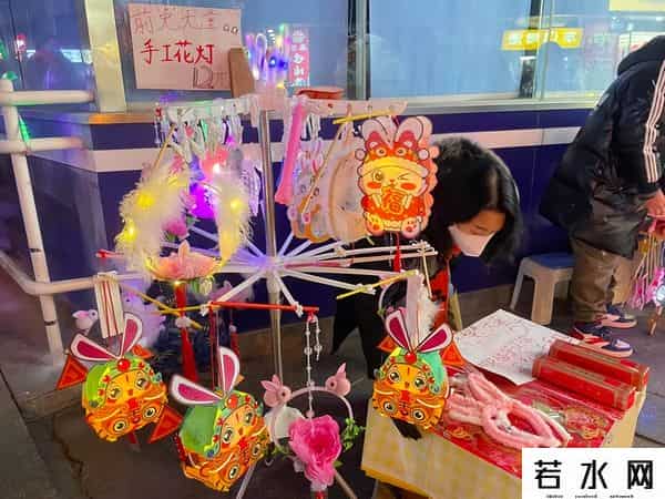 年轻人春节搞钱-上门美甲5天赚2万