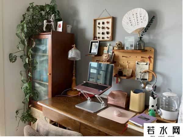 捡手机文学是什么意思