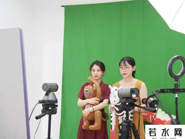 家乐福供应商网址