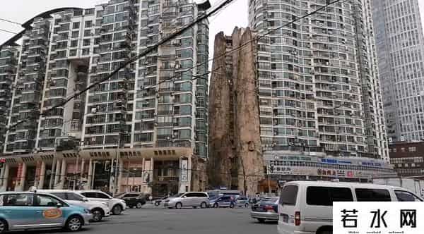 居民楼假山包裹