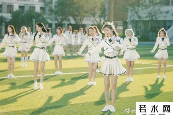 无限偶像在哪看