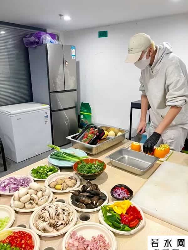 年轻人春节搞钱-上门美甲5天赚2万