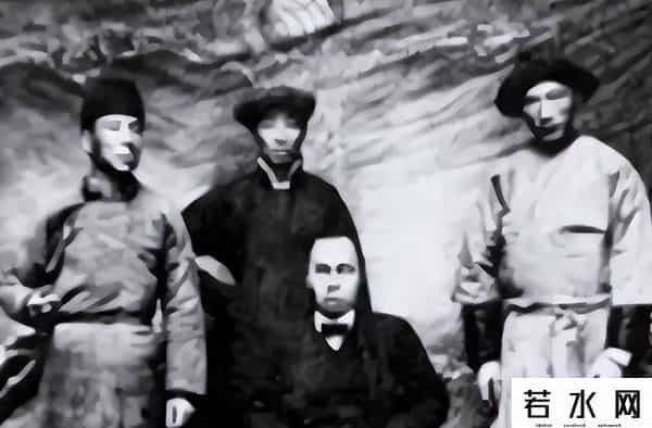 到底是谁搞的鬼