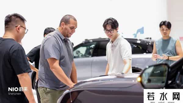 蔚来CEO-不理解为什么还有人买油车