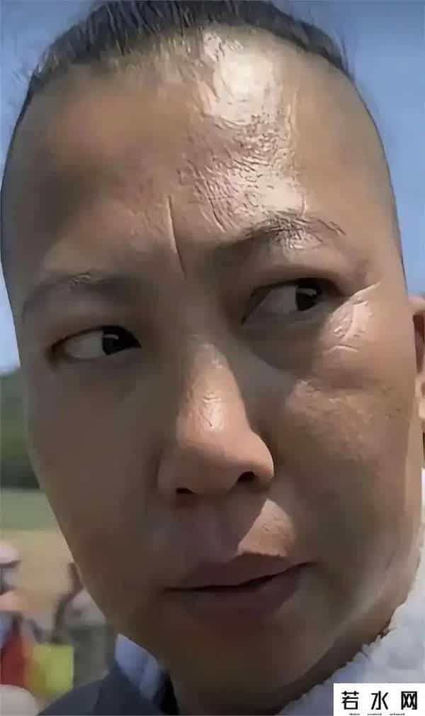 暴风仅剩10余人