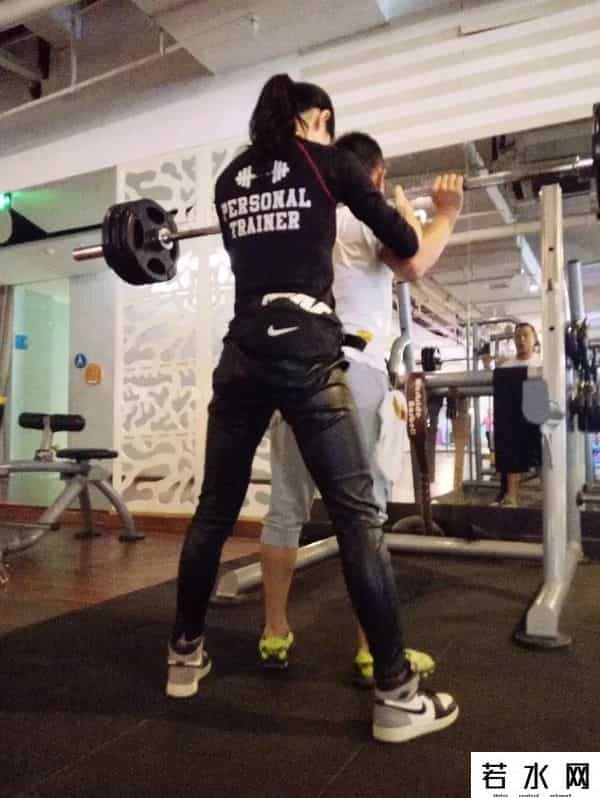 中国版比基尼走红国外