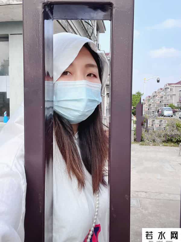 居家隔离时上海居民在干嘛