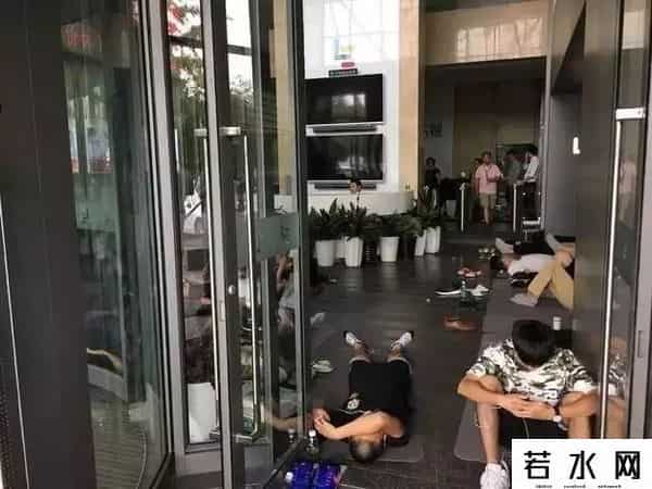 乐视大厦再现讨债