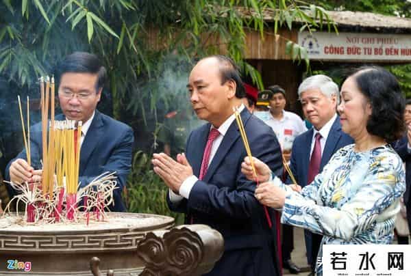 越南祭祖烧劳斯莱斯