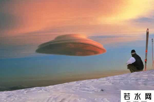 瓦莱里娅 卢基亚诺娃