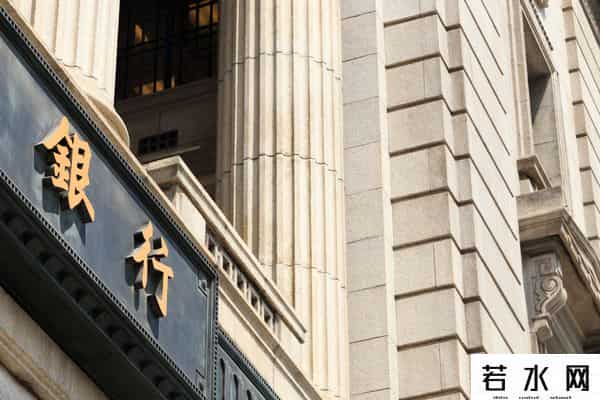 工行日赚9.3亿元