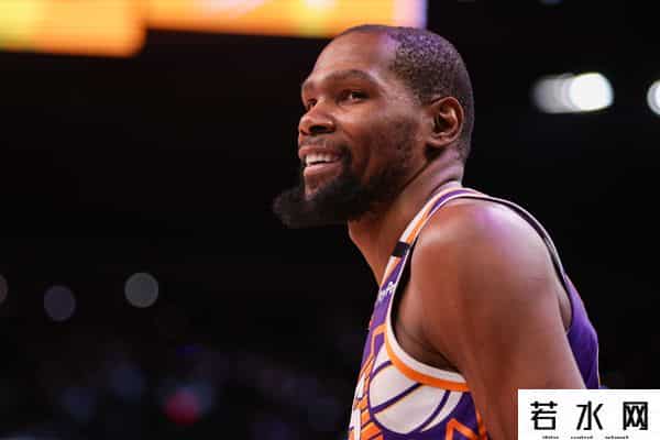 NBA球员年收入排名出炉 詹姆斯居首