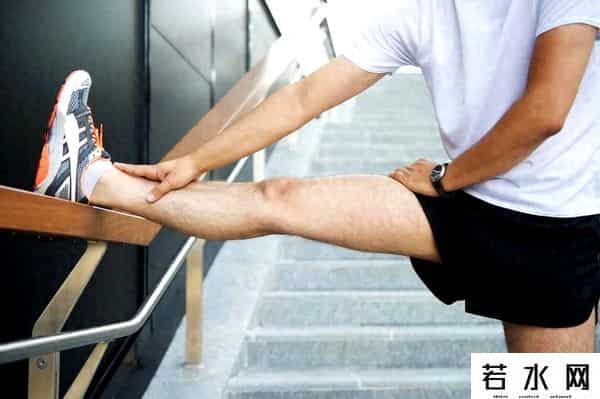 私教课后教练每次都给拉伸