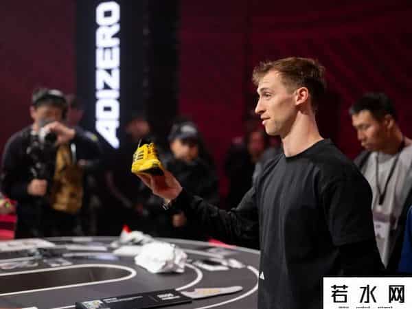 阿迪达斯ADIZERO PRO