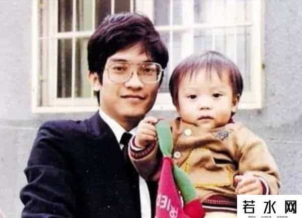 郎咸平六任妻子