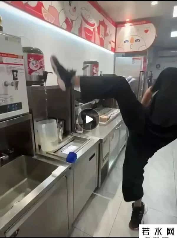 蜜雪冰城患上低价后遗症