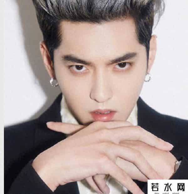 小g娜爆吴亦凡尺寸