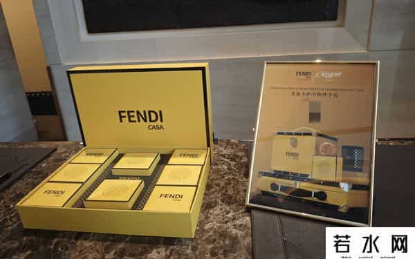 半岛酒店月饼礼盒售价近2000元