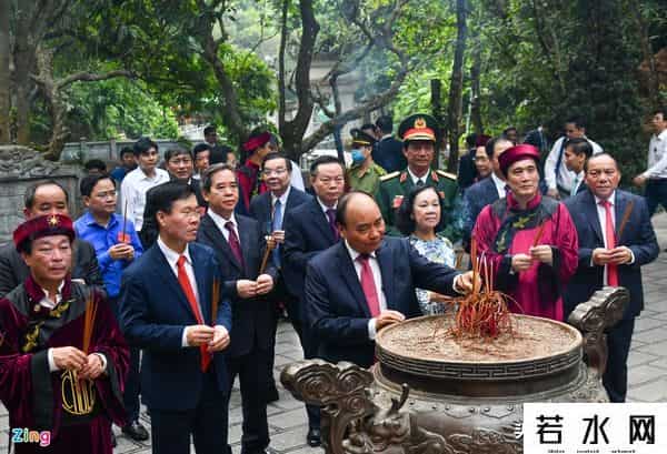 越南祭祖烧劳斯莱斯