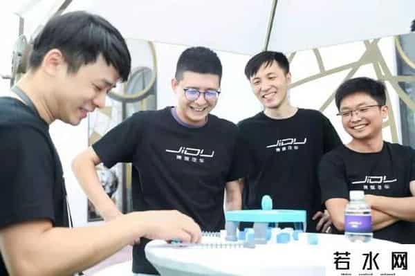 夏一平摩拜分多少亿