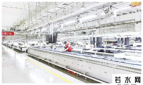 两个树的标志是什么牌子的衣服