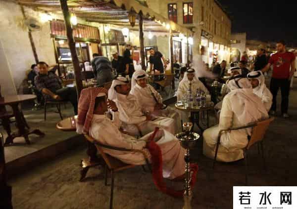 卡塔尔打工一个月工资