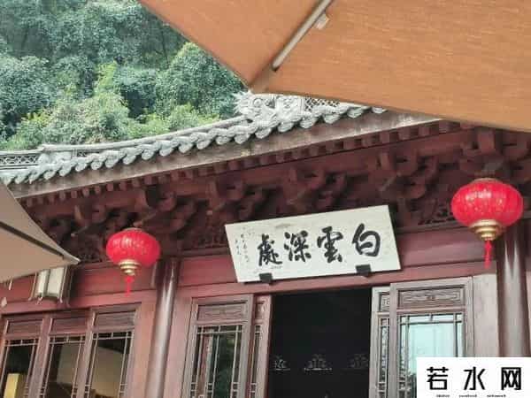 为什么年轻人爱上寺庙咖啡