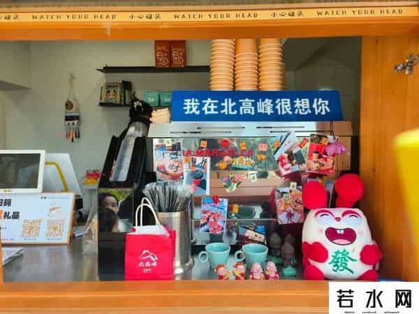 为什么年轻人爱上寺庙咖啡