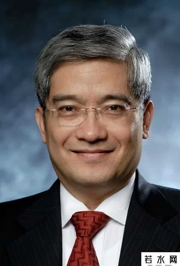 郎咸平六任妻子