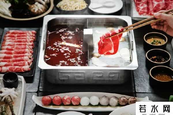 海底捞净亏9.65亿