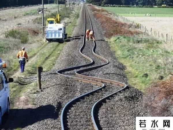 瓦莱里娅 卢基亚诺娃