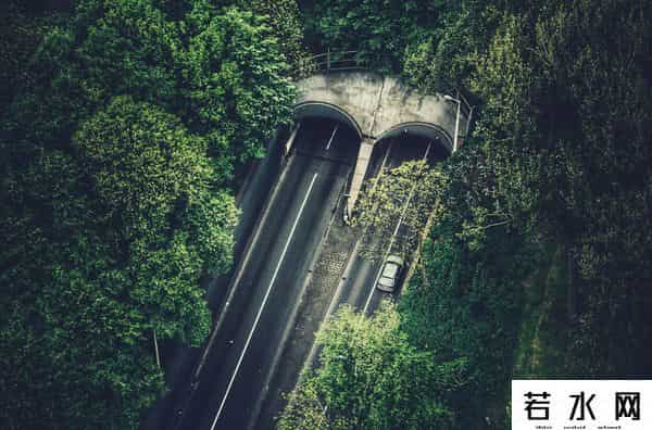 去宜家是什么梗