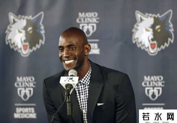 NBA球员年收入排名出炉 詹姆斯居首