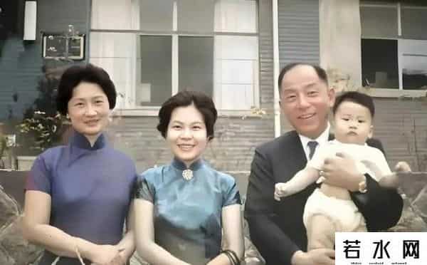 大胸年轻的搜子4