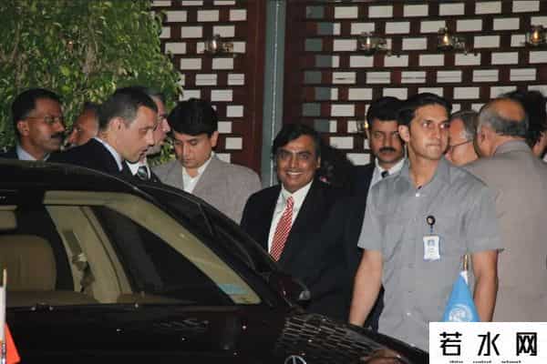 无敌奖门人恶斗美女厨房