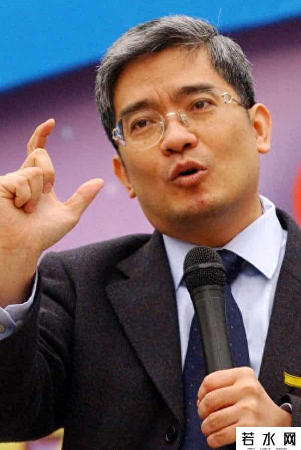 郎咸平六任妻子