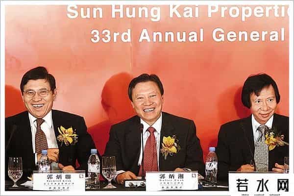 94岁老太成中国女首富