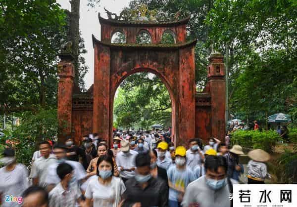 越南祭祖烧劳斯莱斯