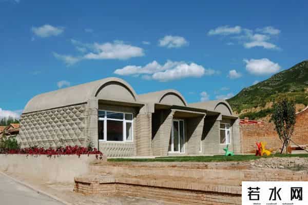 清华教授花20多万为村民3D打印住宅
