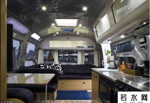 delivering happiness