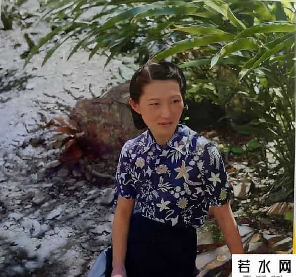 大胸年轻的搜子4