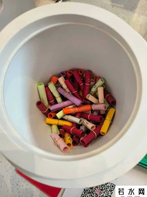 为什么年轻人爱上寺庙咖啡