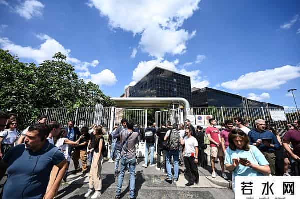 西尔维奥 贝卢斯科尼