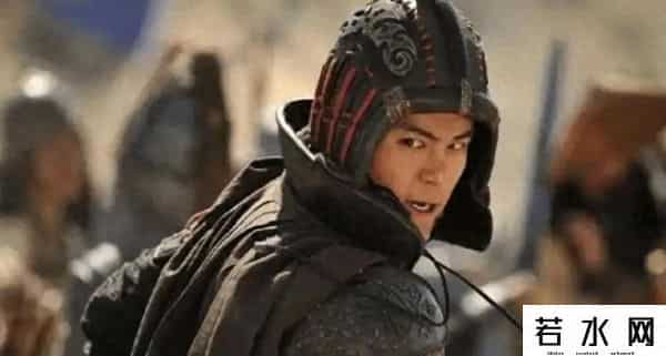 从背后抓住前面两座大山