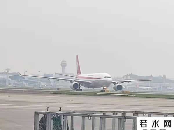 川航货机为何落地前盘旋耗油