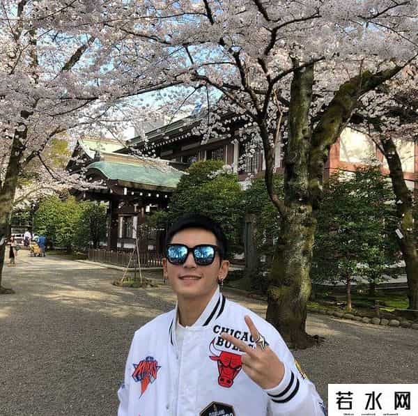 张哲瀚艺考前见考官